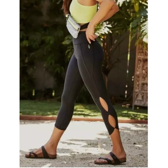 Free People Pants - FP Free People Movement Black Active Leggings with Side Cutouts // S